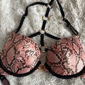 Victoria Secret very sexy push up